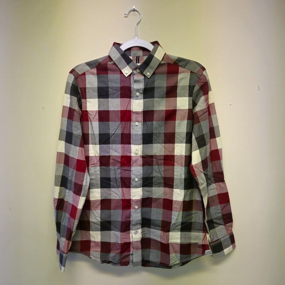Crosby & Howard Formal Plaid Men's Button-Up Shirt in Size Medium